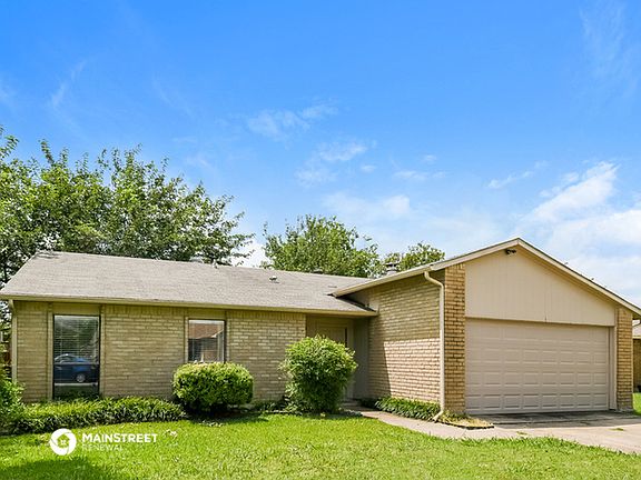 3rd image of 4212 Silverberry Ave