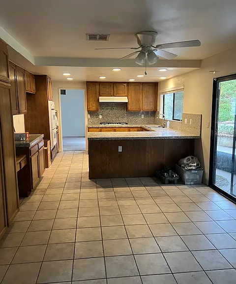 8822 Moorcroft Ave — Photo 4
