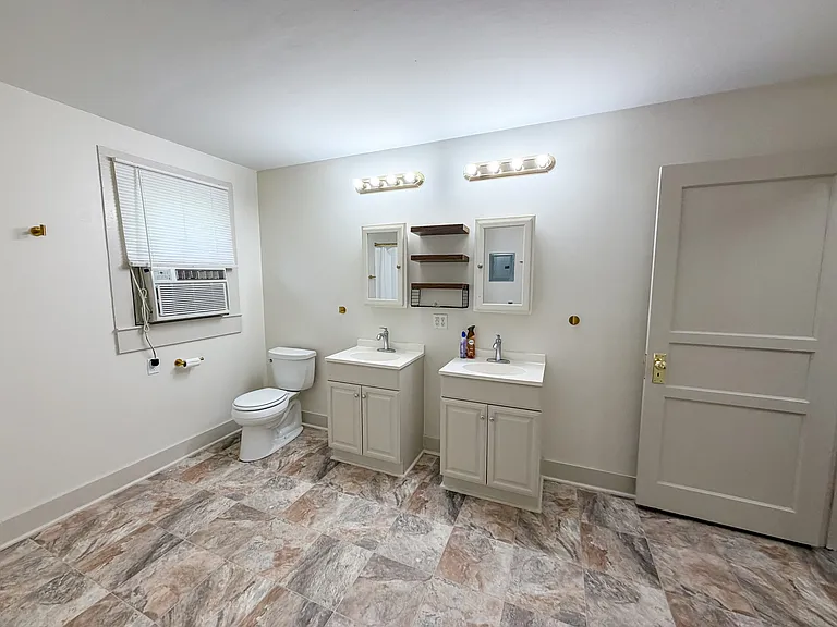 1118 Mobley St — Photo 14