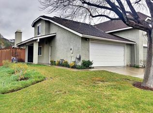 16719 Shinedale Dr, Santa Clarita, CA 91387