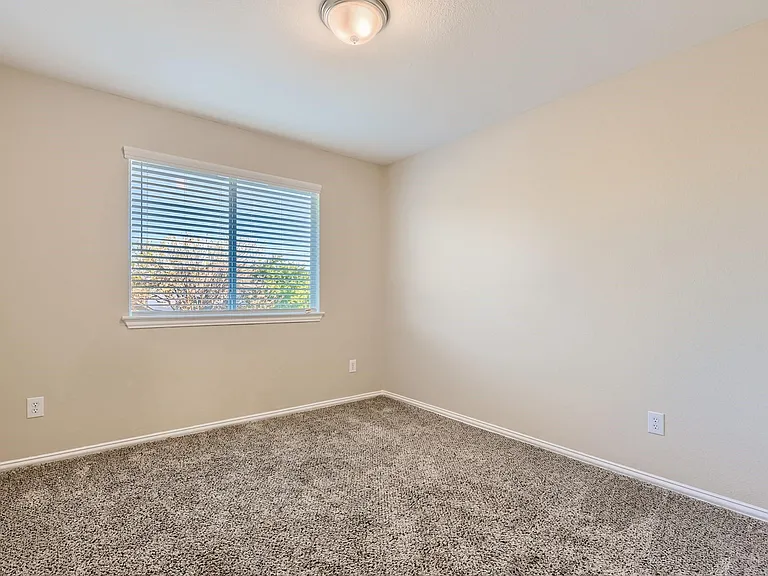 5301 Lily Dr — Photo 18