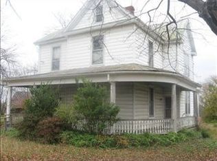 9693 Old Richmond Rd, Keeling, VA 24566