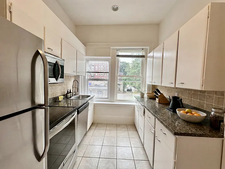 1683 Beacon St #2 — Photo 3