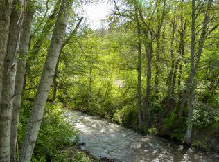 7696 Little Applegate Rd, Jacksonville, OR 97530