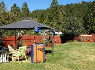 806 7th Ave, Deary, ID 83823