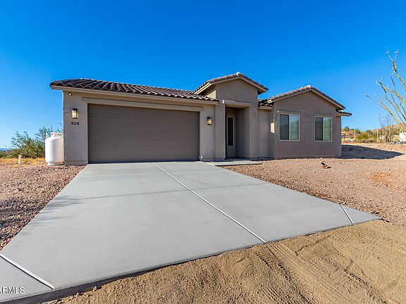 5th image of 828 E WALDEN Drive
