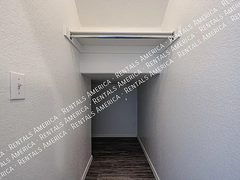 6443 W Sophie Ln — Photo 7