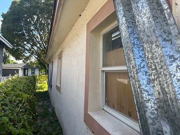 3rd image of 2863 NW 12th Court