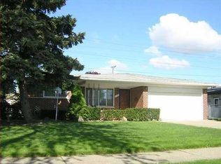 36529 Idaho Dr, Sterling Heights, MI