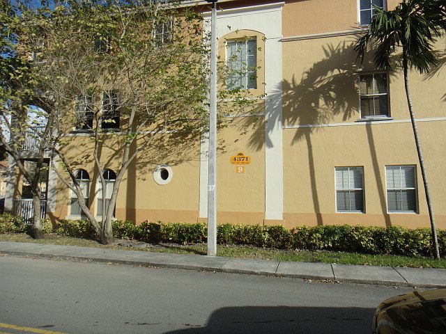 2nd image of 4371 SW 160th Ave APT 209