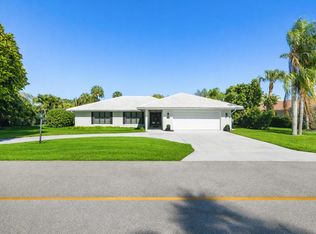 2831 SE Fairway W, Stuart, FL 34997