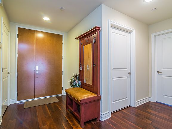 5th image of 2347 Fox Hills Dr APT 304