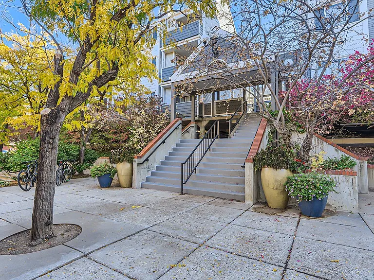 2201 Pearl St #108 — Photo 5