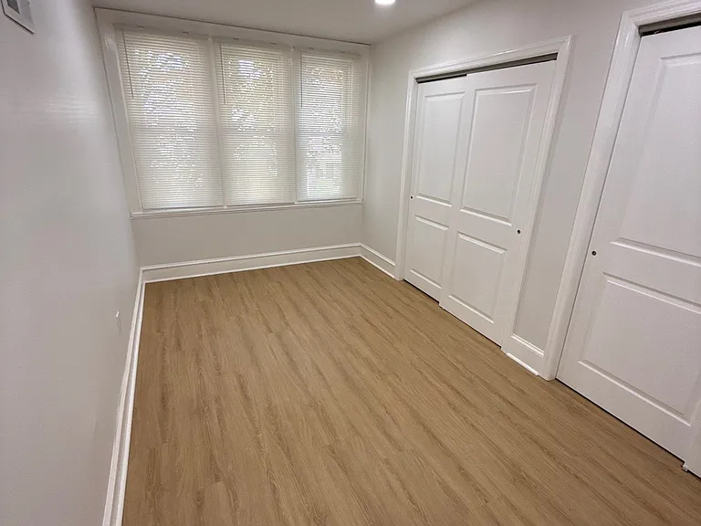 1322 S 57th St — Photo 28