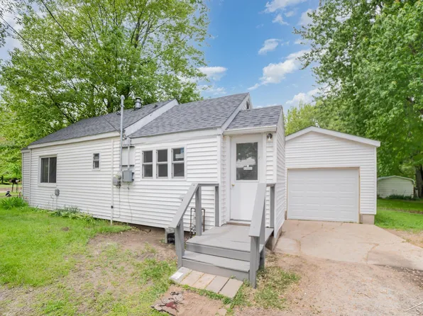 400 Mill St, Coleman, MI 48618