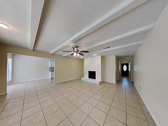 3rd image of 17002 Forest Bend Ave