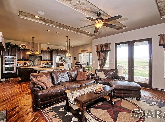 3rd image of 1594 Cattle Dr