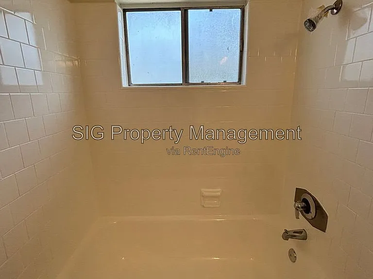 5307 Lincoln Ave #4 — Photo 16