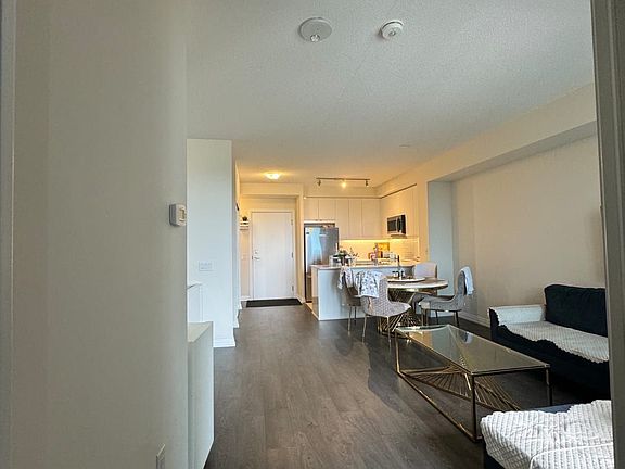 5th image of 50 Thomas Riley Rd #521