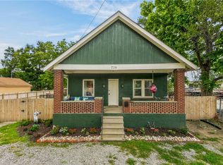 738 N Garland Ave, Kansas City, MO 64120