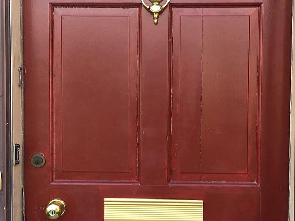3rd image of 259 Bassett Ave