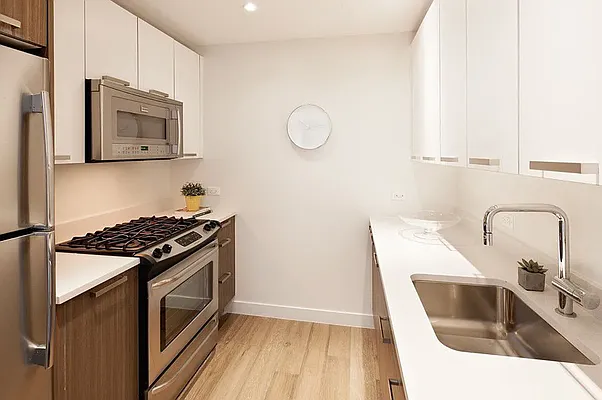 Rented by The Agency | media 11