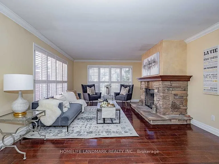 2301 Bennington Gate — Photo 8