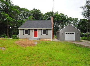 31 Verna Rd, Monroe, CT 06468