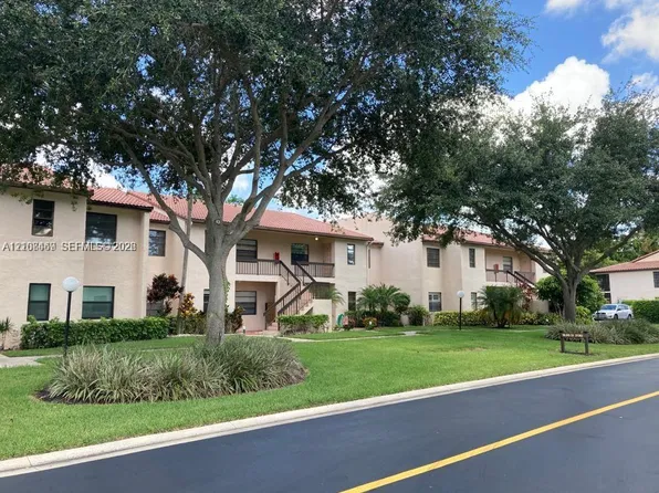 21362 Juego Cir APT 33E, Boca Raton, FL 33433