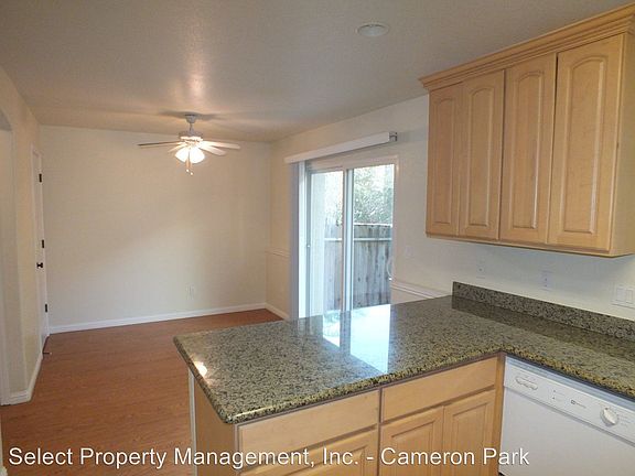 5th image of 3253 La Canada Dr
