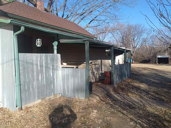 4th image of 1816 E 10th Ave