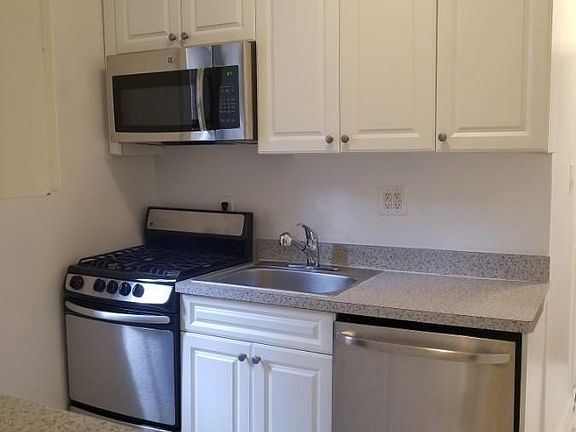 4th image of 711 2nd Ave APT 5B
