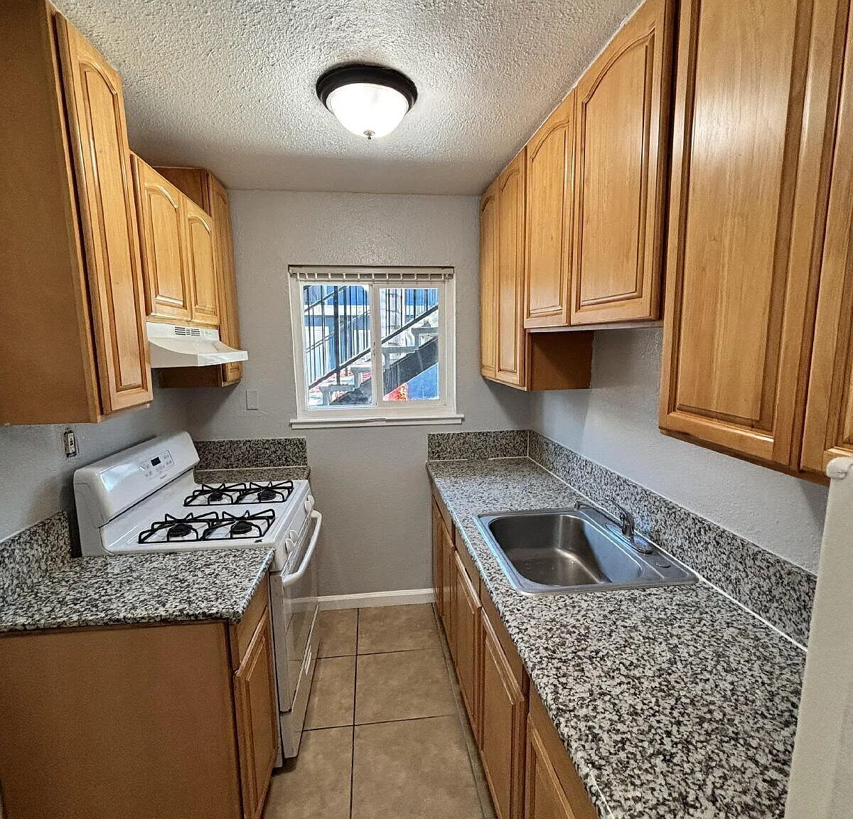 Rest of October Free and $500* Security Deposit Moves You In! -- Become the newest neighbor at Pa... — Photo 3