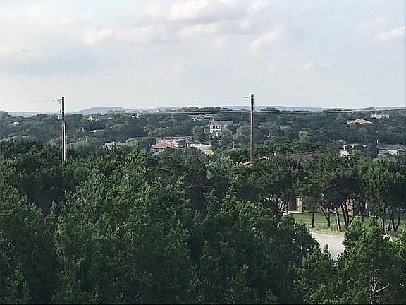 3rd image of 4500 Silverhill Dr