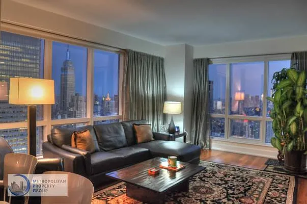 Sold by Metropolitan Property Group | media 1