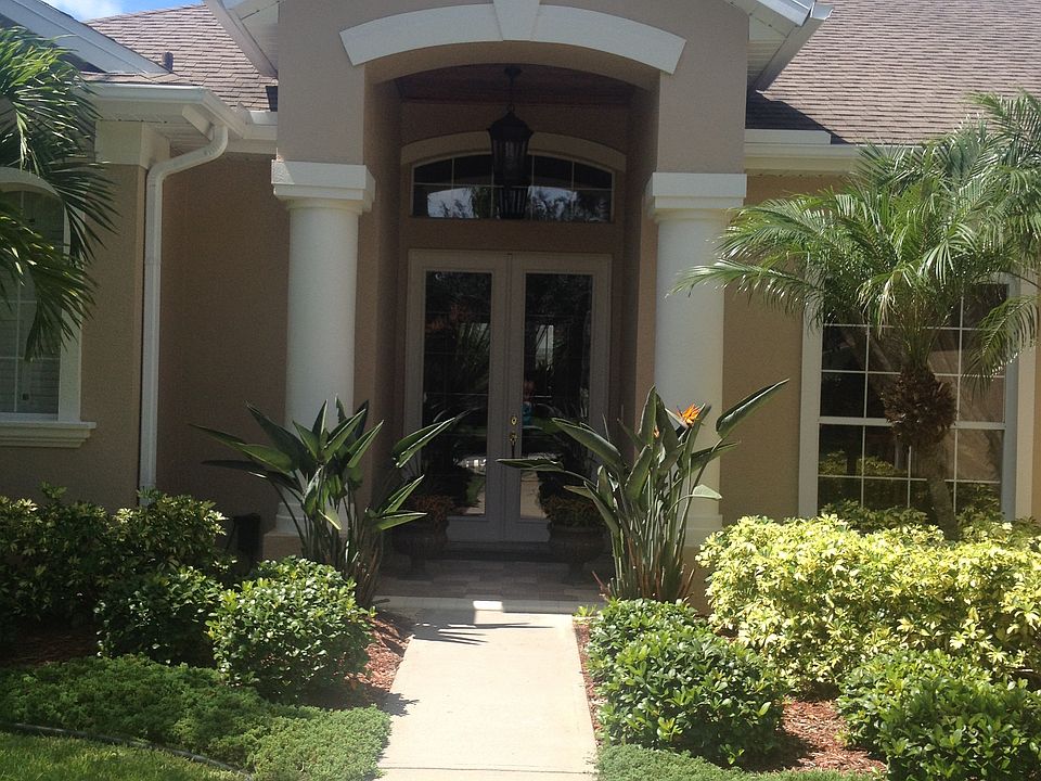 1st image of 837 Blackbird Ct