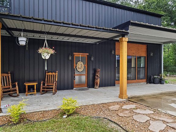 2nd image of 2031 Bobcat Cir