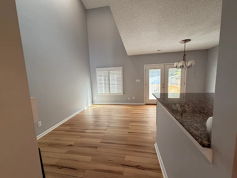 2629 Chancer Dr — Photo 6