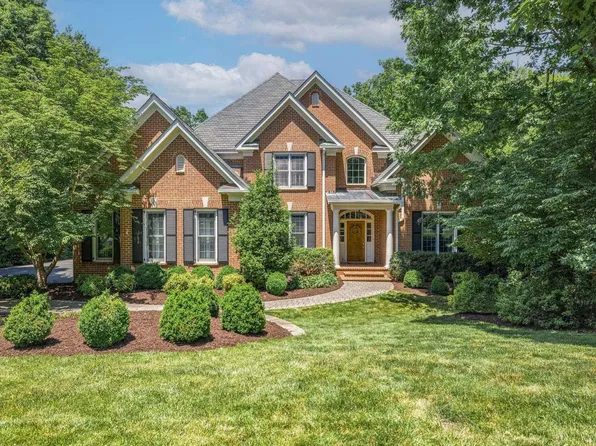 3260 Melrose Ln, Keswick, VA 22947