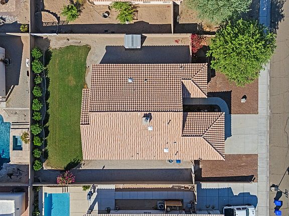 4th image of 10591 E 38th Ln