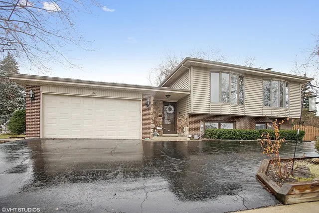 1100 W Willow Ln photo 1