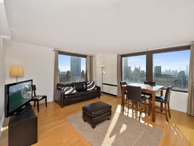 100 W 39th St APT 38G, New York, NY, 10018