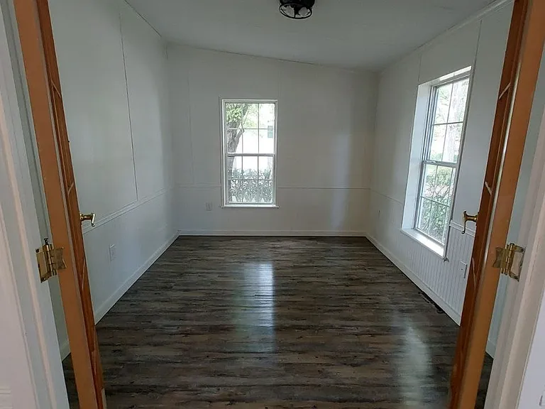 4044 Circle Dr — Photo 4