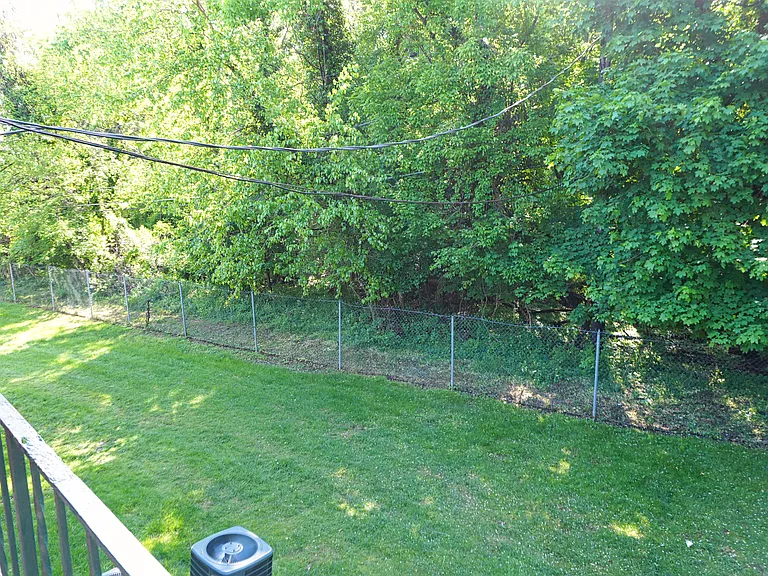 Edmondson Park Apartments — Photo 23