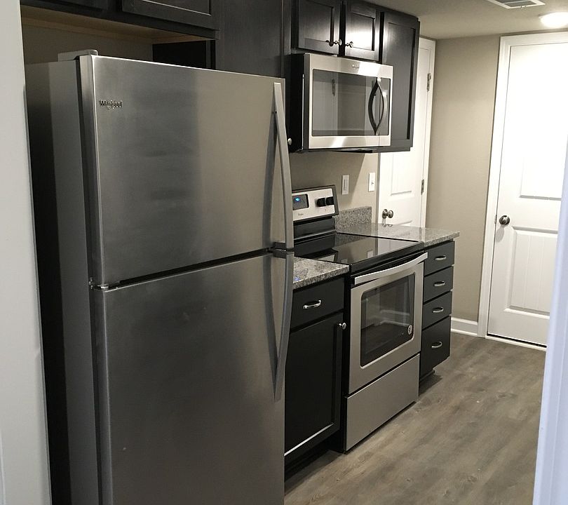 1st image of 1434 NE Mary Ct