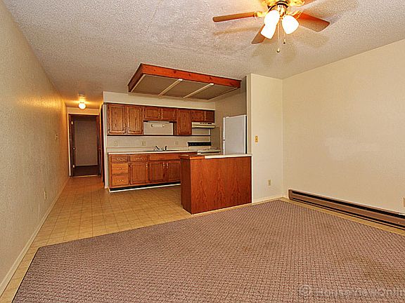 4th image of 2830 Whitener St APT 8