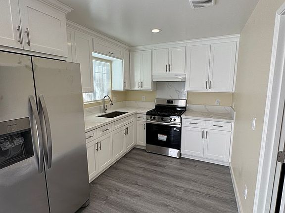 2nd image of 754 E 84th Pl #5