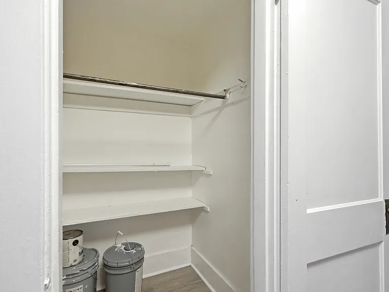 19 Singer Ave #5 — Photo 16