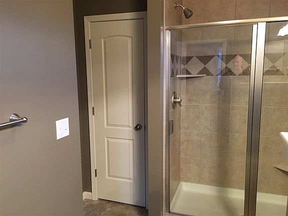 5th image of 503 W Baywood Dr