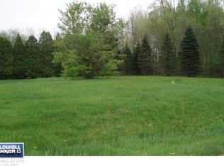 2620 Goldeneye Ln, Suamico, WI 54173